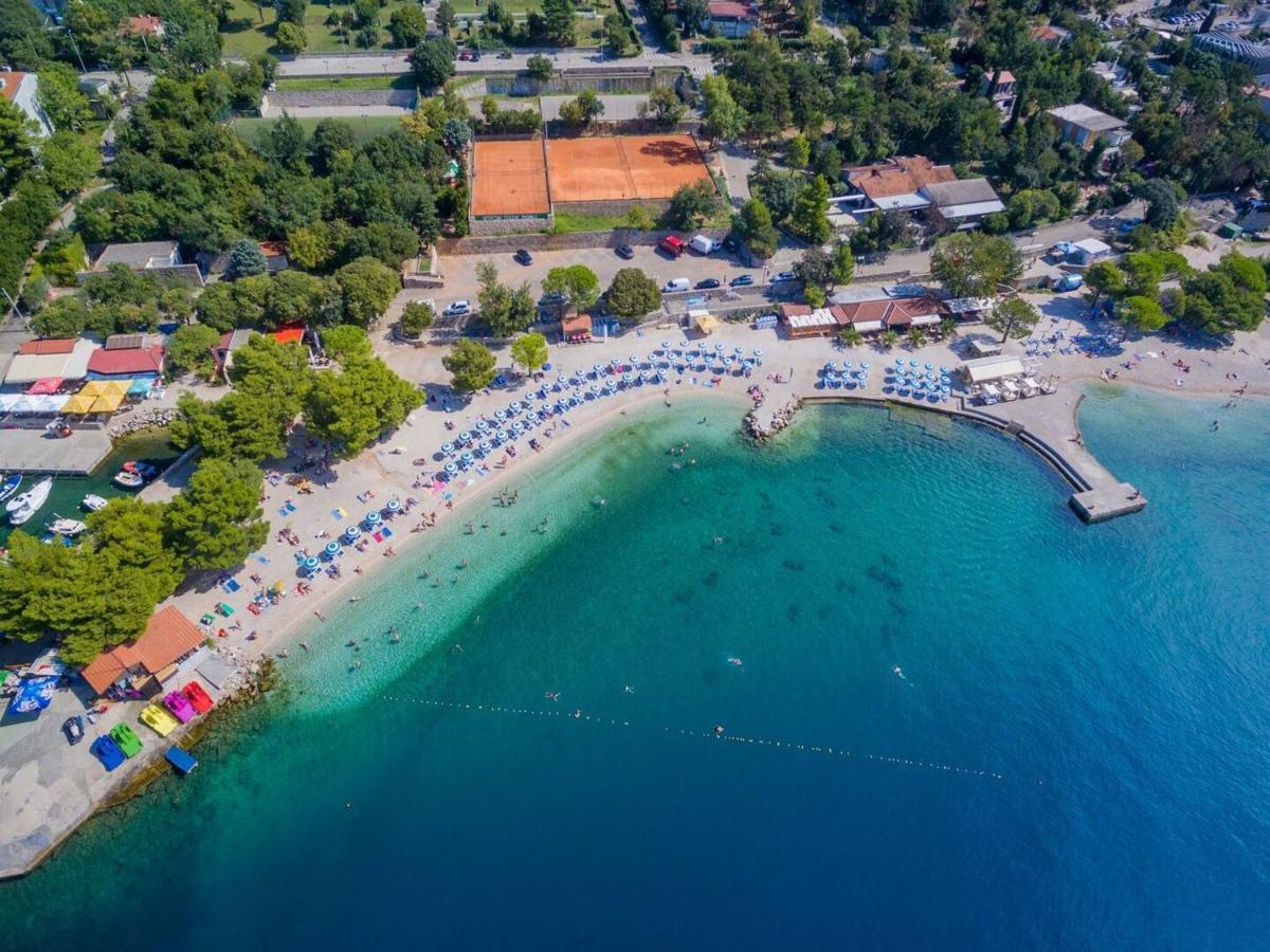 Villa Sara Crikvenica Exterior photo