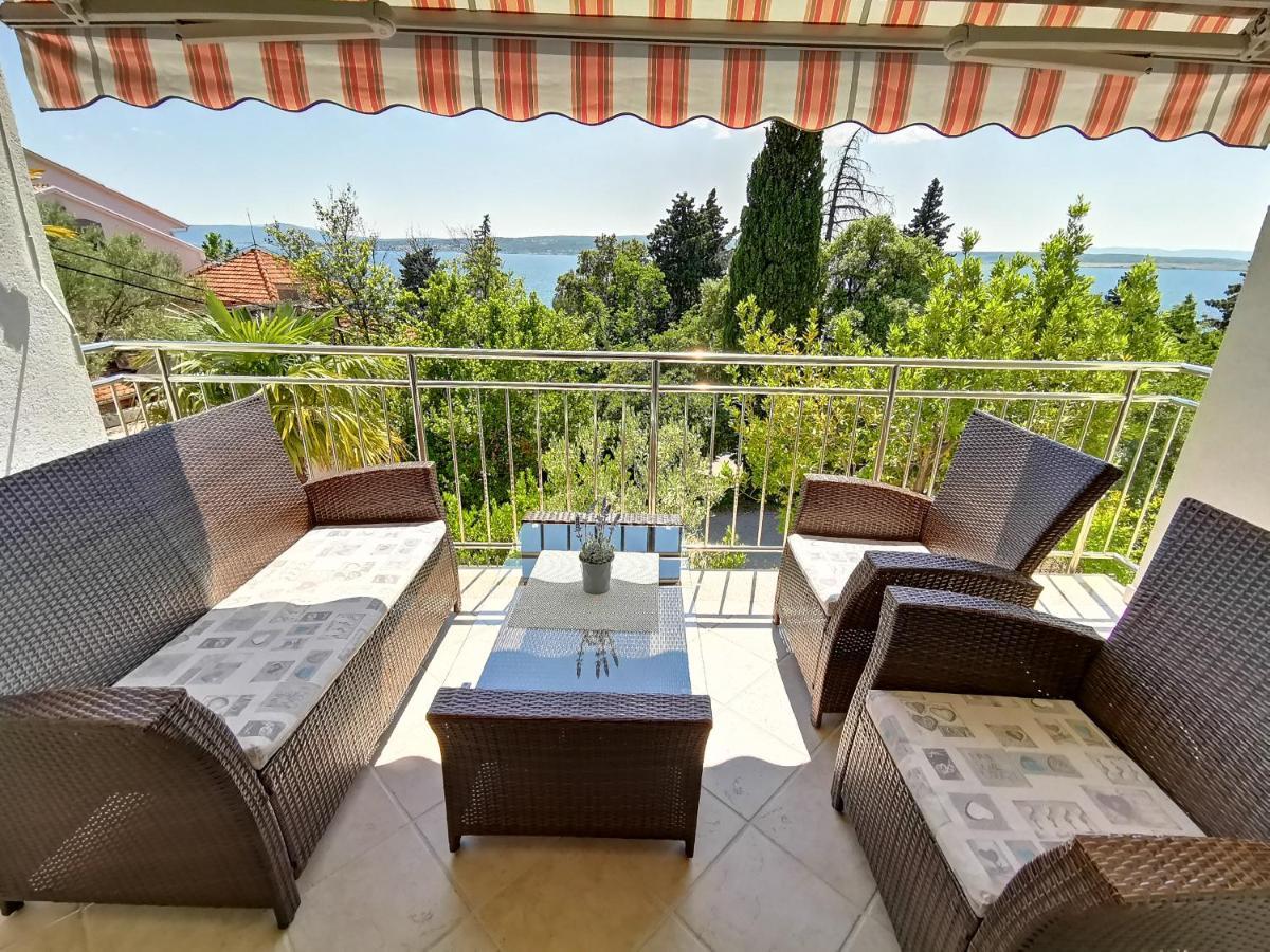 Villa Sara Crikvenica Exterior photo